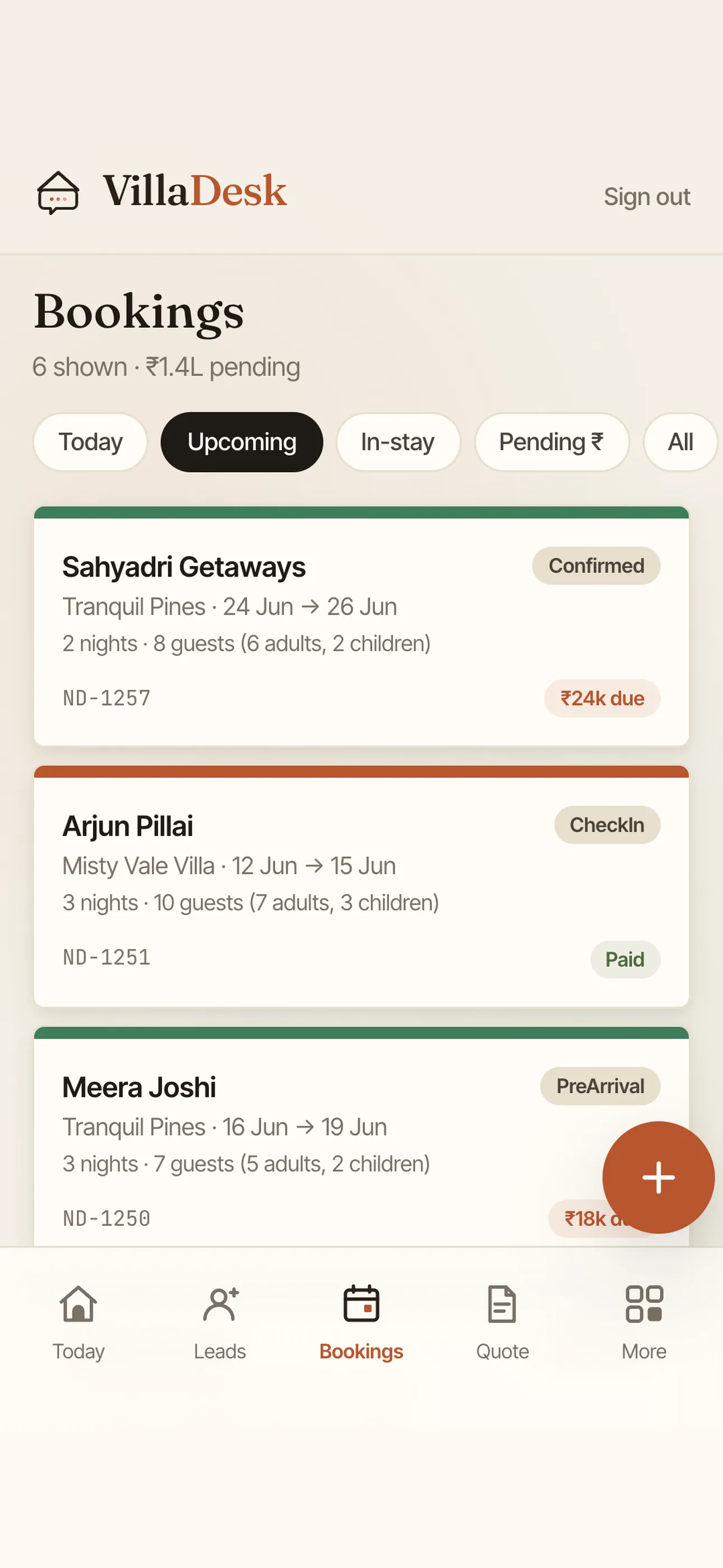 VillaDesk app — Bookings screen